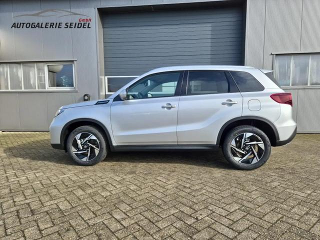 Suzuki Vitara 1.4 Boosterjet 129PS Hybrid Comfort+ Teilleder Navi Klimaautomatik Sitzheizung ACC PDC v+h Rückf.Kamera Suzuki-Radio Apple CarPlay Android Auto Touchscreen 2xKeyless 17-LM 