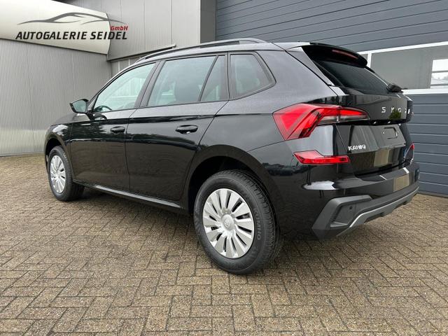 Skoda Kamiq 1.0 TSI 115PS DSG Selection Matrix-LED Sitzheizung Garantieverlängerung Klimaautomatik Parksensoren Skoda-Radio drahtlos Apple CarPlay + Android Auto Digital Cockpit Tempomat abg.Scheiben 