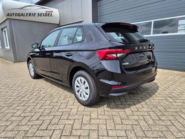 Skoda Fabia 1.0 TSI 115PS DSG Selection 5-türig Rückf.Kamera Parksensoren Sitzheizung Multifunktionslenkrad Klima Skoda-Radio Bluetooth Touchscreen Tempomat Nebelsch. Apple CarPlay + Android Auto 