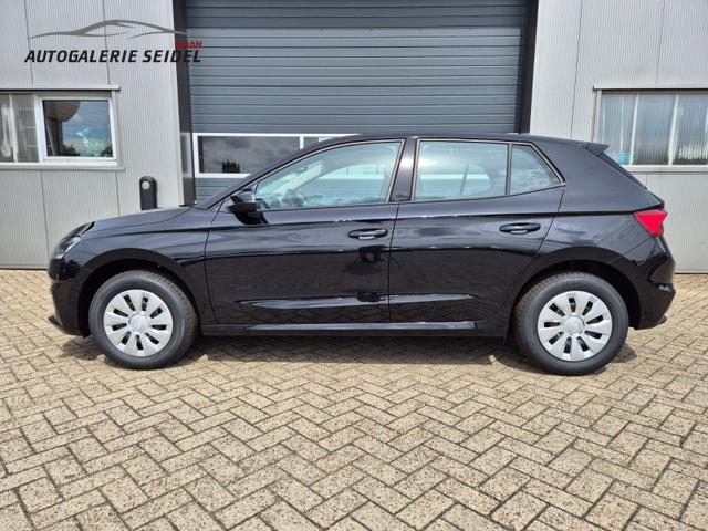 Skoda Fabia 1.0 TSI 115PS DSG Selection 5-türig Rückf.Kamera Parksensoren Sitzheizung Multifunktionslenkrad Klima Skoda-Radio Bluetooth Touchscreen Tempomat Nebelsch. Apple CarPlay + Android Auto 