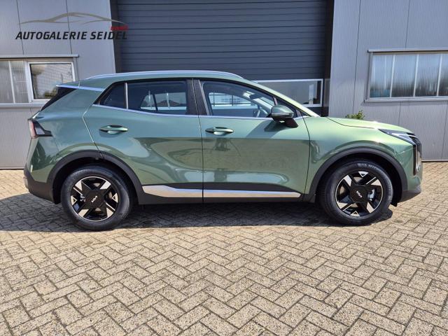 Kia Sportage Vision 1.6 T-GDi 150PS Automatik NEUES MODELL MY26 FACELIFT Sitzheizung Lenkradheizung Klimaautomatik Navi Bluetooth Touchscreen Apple CarPlay Android Auto PDC v+h 17"LM Rückf.Kamera ACC 2x Keyless 