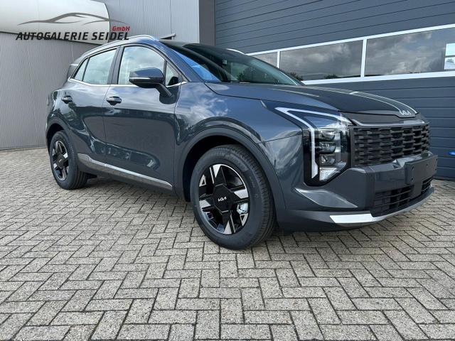 Kia Sportage Vision 1.6 T-GDi 150PS Automatik NEUES MODELL MY26 FACELIFT Sitzheizung Lenkradheizung Klimaautomatik Navi Bluetooth Touchscreen Apple CarPlay Android Auto PDC v+h 17"LM R&uuml;ckf.Kamera ACC 2x Keyless 