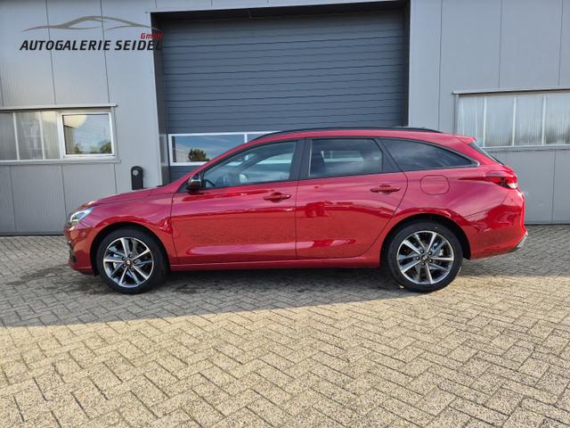 Hyundai i30 Kombi 1.5 T-GDI 95PS Sitzheizung Lenkradheizung Klimaautomatik Tempomat Navi Apple CarPlay + Android Auto PDC v+h Rückf.Kamera 17-LM 