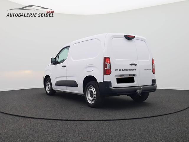 Peugeot Partner 1.5 BlueHDI 130PS Automatik NEUES MODELL 2-Sitzer Apple CarPlay Android Auto AHK Klima Bluetooth DAB PDC v+h Rückf.Kamera Tempomat Ganzj.Reifen 