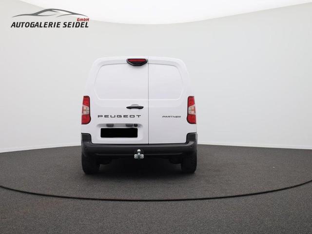 Peugeot Partner 1.5 BlueHDI 102PS NEUES MODELL 2-Sitzer AHK Klima Radio Apple CarPlay Android Auto Bluetooth DAB PDC v+h R&uuml;ckf.Kamera Tempomat Ganzj.Reifen 