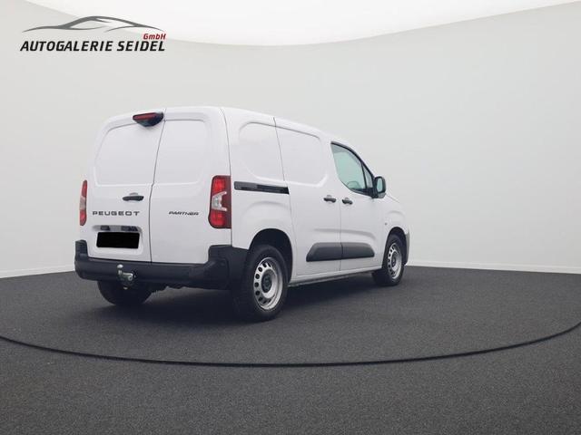 Peugeot Partner 1.5 BlueHDI 130PS Automatik NEUES MODELL 2-Sitzer Apple CarPlay Android Auto AHK Klima Bluetooth DAB PDC v+h R&uuml;ckf.Kamera Tempomat Ganzj.Reifen 