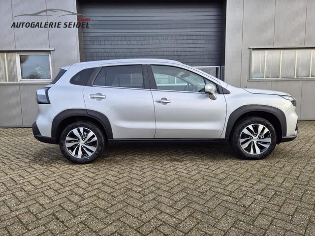 Suzuki S-Cross Comfort+ 110PS Automatik MHEV 4x4 ALLGRIP 1.4 Boosterjet Allrad Teilleder Navi Klimaautomatik Sitzheizung ACC PDC v+h 4x Kamera Suzuki-Radio Apple CarPlay Android Auto Touchscreen 2xKeyless 17-LM 