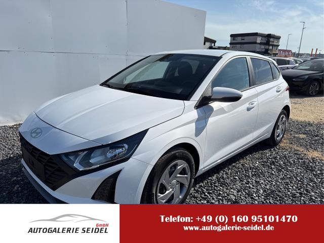 Hyundai i20 - COMFORT FL NAVI RFK TEMPOMAT