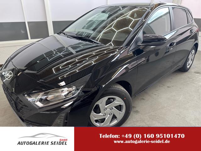 Hyundai i20 - COMFORT FL WP NAVI RFK TEMPOMAT