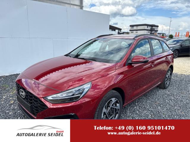 Hyundai i30 Kombi - STYLE NAVI SHZ RFK PDC v+h