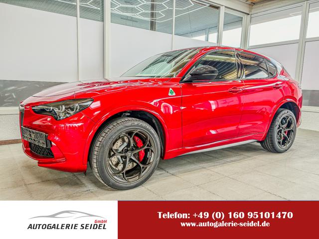 Alfa Romeo Stelvio - QUADRIFOGLIO VERDE AKRAPOVIC Technologie-Paket