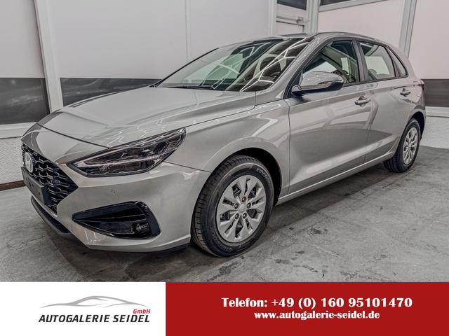 Hyundai i30 - STYLE NAVI LED RFK PDC