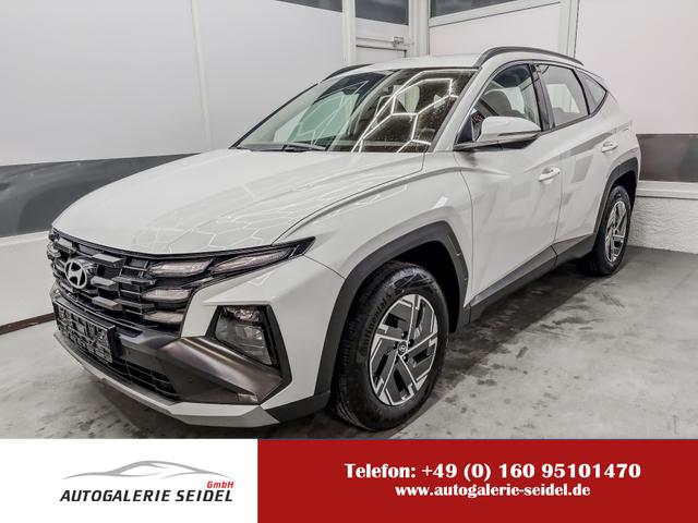 Hyundai TUCSON - STYLE AUT KLIMAAUTOMATIK TOTWINKEL NAVI SHZ RFK PDC
