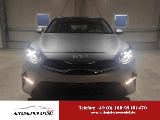 Kia Ceed - Best 1.5 T-GDI 140 PS 7DCT-Automatik-Navi-AppleCarPlay-AndroidAuto-Winterpaket-Rückfahrkamera-2-Zonen-Klimaautomatik