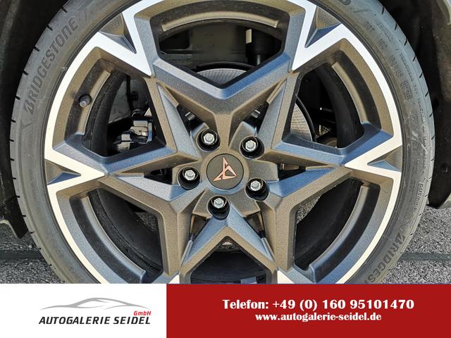 Cupra Leon Sportstourer - 2.0 TSI 245 kW 4Drive VZ Kombi ST 2.0TSI AHK Sound ACC Pano