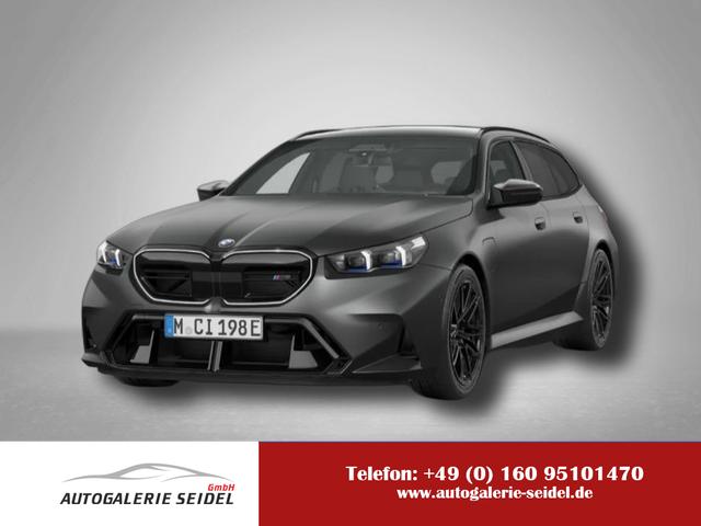 BMW M5 - Touring 4.4 8-Gang Steptronic xDrive