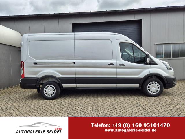 Ford Transit - L3H2 2.0 TDCi 130PS Trend 3,5t 3-Sitzer AHK Klima Navi Bluetooth DAB Frontscheibe beheizb. PDC v+h Rückf.Kamera Tempomat