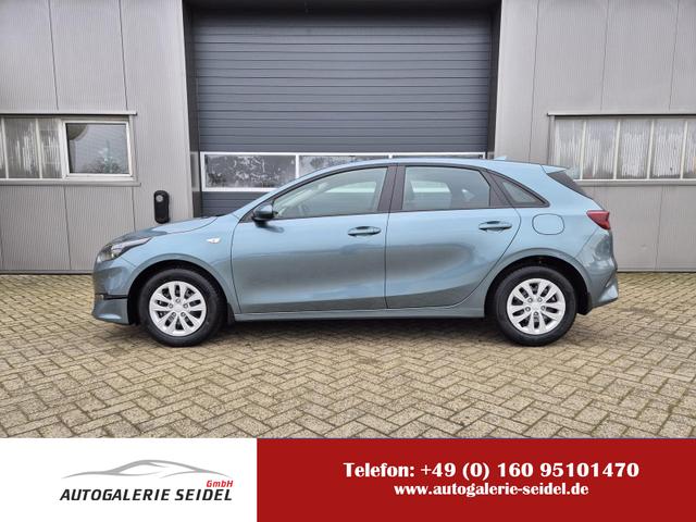 Kia Ceed - 1.5 T-GDi 140PS Automatik Vision Klimaautomatik Alarmanlage Sitzheizung Lenkradheizung Navi PDC Rückf.Kamera Bluetooth Touchscreen Apple CarPlay Android Auto Tempomat