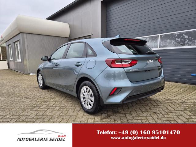 Kia Ceed - 1.5 T-GDi 140PS Automatik Vision Klimaautomatik Alarmanlage Sitzheizung Lenkradheizung Navi PDC Rückf.Kamera Bluetooth Touchscreen Apple CarPlay Android Auto Tempomat