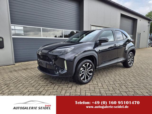 Toyota Yaris Cross - 1.5VVT-iE 130PS Automatik Teamplayer Klimaautomatik Sitzheizung Lenkradheizung PDC v+h Rückf.Kamera 17-LM abged.Scheiben 2xKeyless DAB+ Bluetooth Touchscreen Apple CarPlay Android Auto