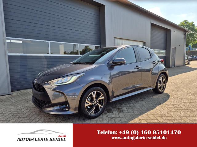 Toyota Yaris - 1.5VVT-iE 116PS Automatik Teamplayer Klimaautomatik Sitzheizung Lenkradheizung Rückf.Kamera 16-LM abged.Scheiben 2xKeyless DAB+ Bluetooth Touchscreen Apple CarPlay Android Auto ACC