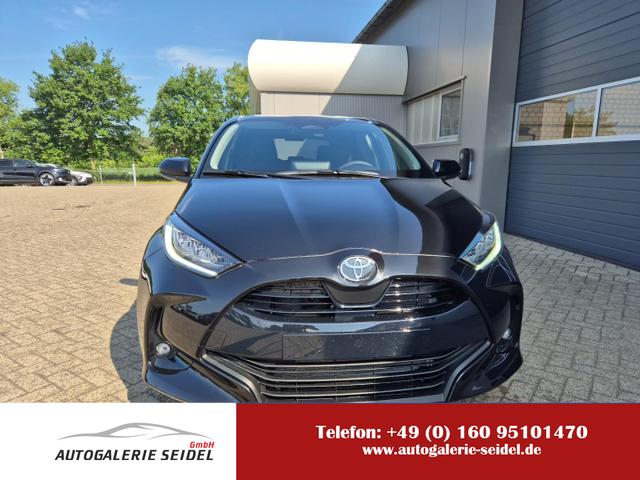 Toyota Yaris - 1.5VVT-iE 116PS Automatik Teamplayer Klimaautomatik Sitzheizung Lenkradheizung Rückf.Kamera 16-LM abged.Scheiben 2xKeyless DAB+ Bluetooth Touchscreen Apple CarPlay Android Auto ACC