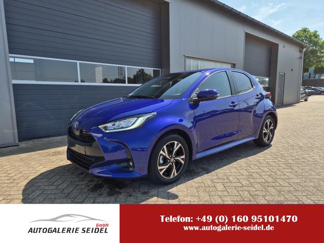 Toyota Yaris - 1.5VVT-iE 116PS Automatik Teamplayer Klimaautomatik Sitzheizung Lenkradheizung Rückf.Kamera 16-LM abged.Scheiben 2xKeyless DAB+ Bluetooth Touchscreen Apple CarPlay Android Auto ACC