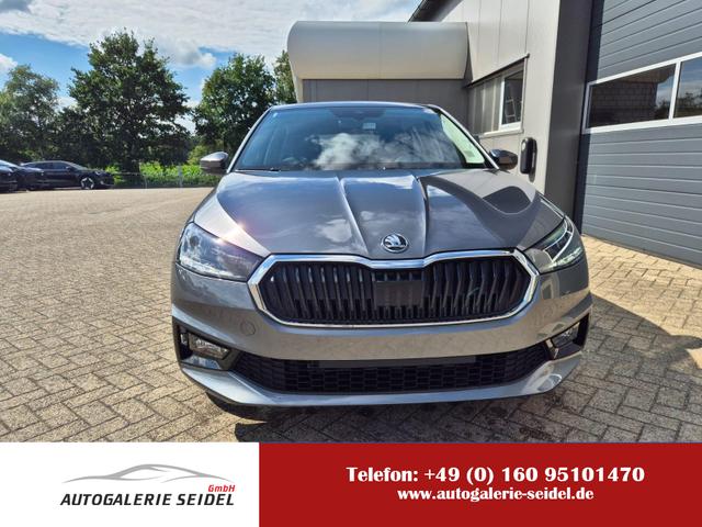 Skoda Fabia - 1.0 TSI 95PS Selection 5-türig Rückf.Kamera Parksensoren Sitzheizung Multifunktionslenkrad Klima Skoda-Radio Bluetooth Touchscreen Tempomat Nebelsch. Apple CarPlay + Android Auto
