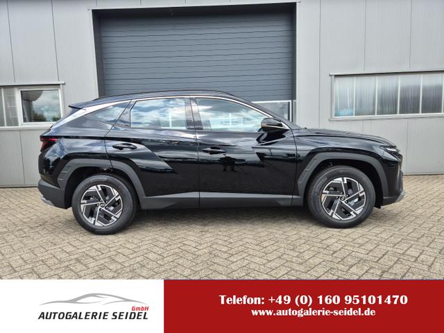 Hyundai TUCSON - 1.6 T-GDI 160PS Sitzheizung Lenkradheizung Klimaautomatik Navi 12,3"-Touchscreen DAB+ wireless Apple CarPlay + Android Auto PDC v+h Rückf.Kamera 2xKeyless 17-LM
