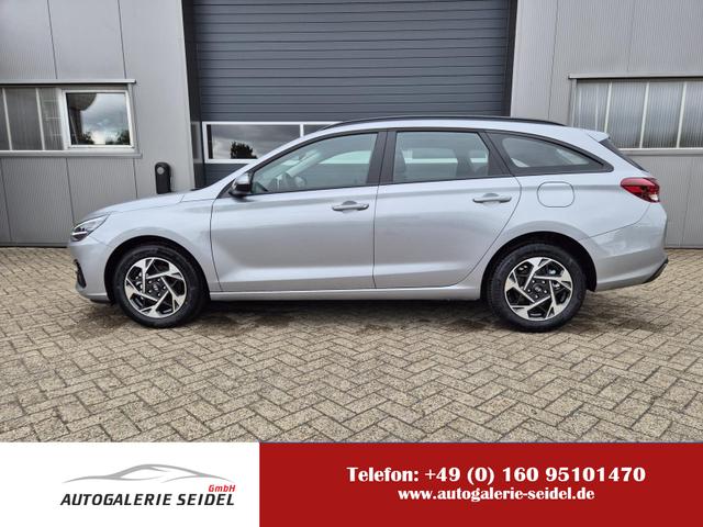 Hyundai i30 Kombi - 1.0 T-GDI 100PS Automatik AbstandsTempomat Toter-Winkel-Assistent Sitzheizung Lenkradheizung Klimaautomatik Navi 10,25"-Touchscreen DAB+ wireless Apple CarPlay + Android Auto PDC v+h Rückf.Kamera 16-LM