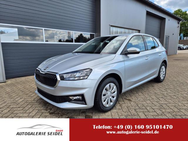 Skoda Fabia - 1.0 TSI 115PS DSG Selection 5-türig Rückf.Kamera Parksensoren Sitzheizung Multifunktionslenkrad Klima Skoda-Radio Bluetooth Touchscreen Tempomat Nebelsch. Apple CarPlay + Android Auto