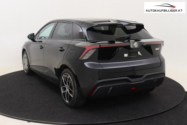 MG MG4 Luxury 64kWh 