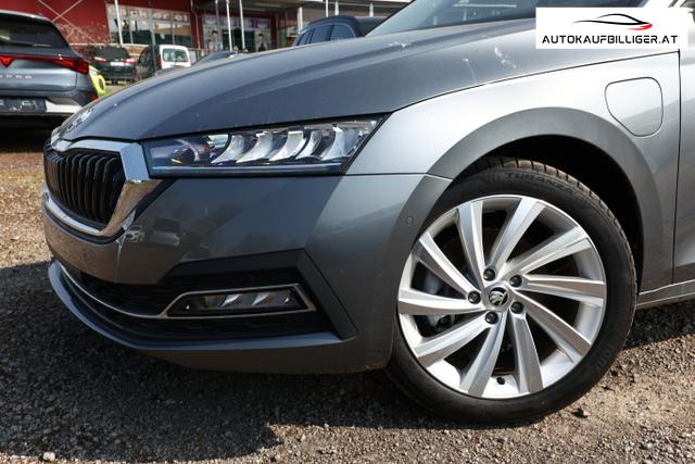 Skoda Octavia PHEV 204 DSG SideA ACC Kam SHZ Kessy 18Z 