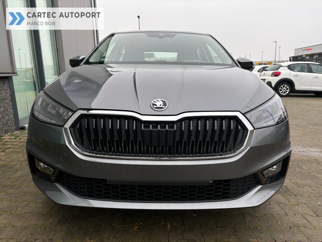 Skoda Fabia Classic LIEFERUNG KOSTENLOS! 1.0 MPI 80PS, 15" ALU, LED-Scheinwerfer, M-Lederlenkrad, Nebelscheinwerfer, Parksensoren vorn + hinten, Rückfahrkamera, Sitzheizung, Tempomat, Klimaanlage, Infotainment 8"+Wireless SmartLink, Fußmatten, Mittelarmlehne vorne 