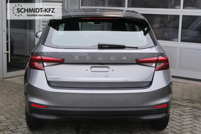 Skoda Fabia Graphite Grau 