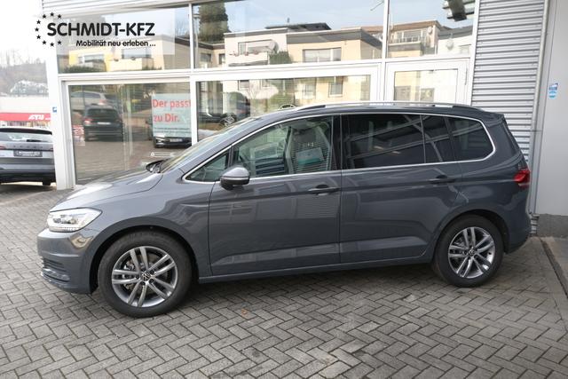 VW Touran 1.5 TSI DSG Delfingrau 