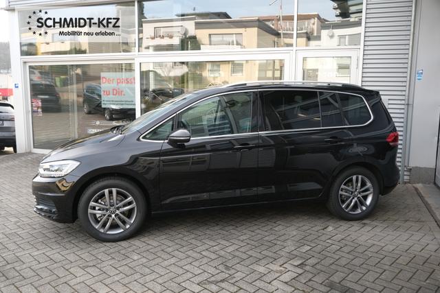 VW Touran 1.5 TSI DSG Grenadilschwarz 