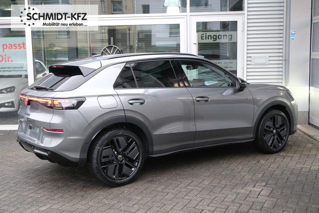 VW T-Roc 1.5 eTSI R-Line Wolf Grey 