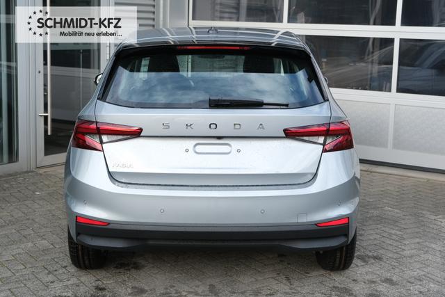 Skoda Fabia Diamond Silver Metallic 