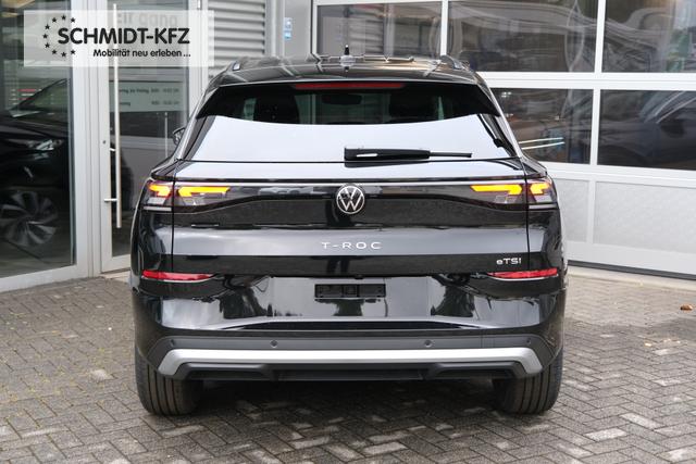 VW T-Roc Life Grenadillschwarz 