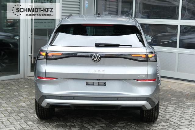 VW T-Roc Life Wolf Grey 