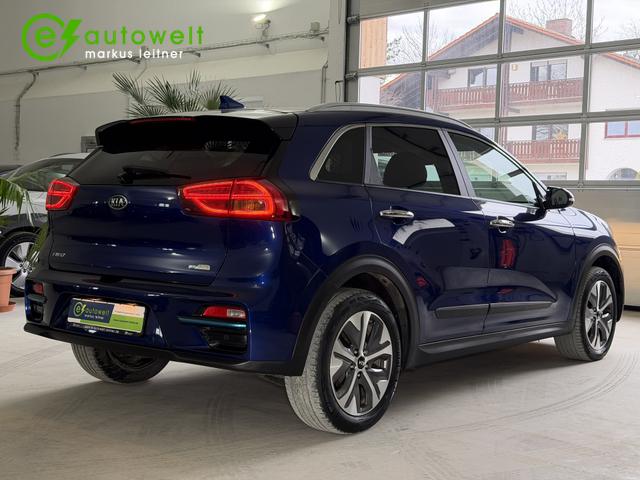 Kia Niro e-Niro Vision 64 kWh AHK 3-phasig Plus-Paket ACC 