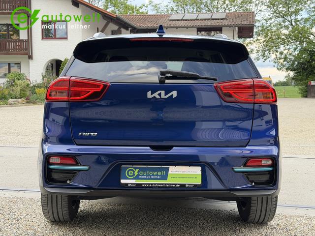 Kia Niro e-Niro Spirit 64 kWh 3phasig LED W&auml;rmepumpe 