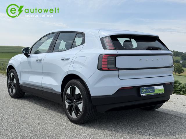Volvo EX30 69kWh Extended Range AHK ACC RFK Winterpaket 