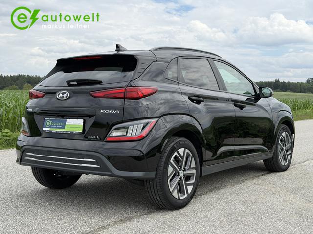 Hyundai KONA Prime 64kWh HeadUp el. Sitze W&auml;rmepumpe Glasdach 