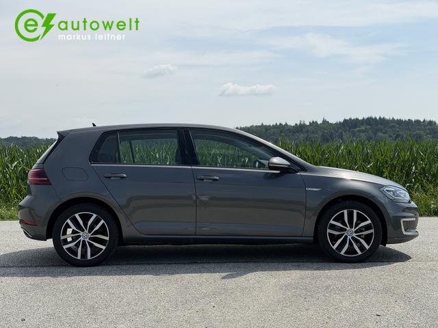 Volkswagen e-Golf 36kWh CCS ACC RFK Active Info Ambiente W&auml;rmepumpe 
