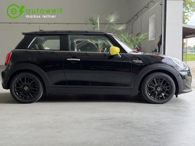 MINI Cooper SE Classic Trim 32,6kWh Premium Plus Pano HuD 