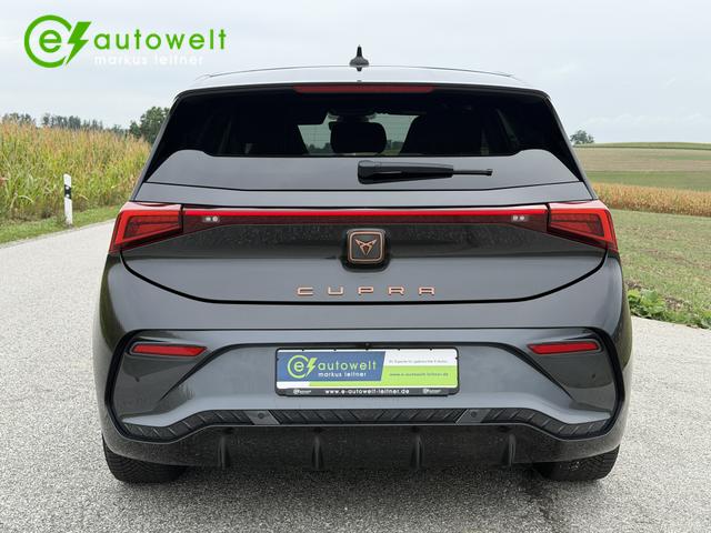 Cupra Born Ed. Dynamic Pilot XL Massage Parkassistent Travel 