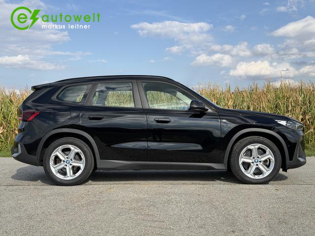 BMW iX1 xDrive30 64,7kWh AHK adapt. LED Komfortzugang RFK 