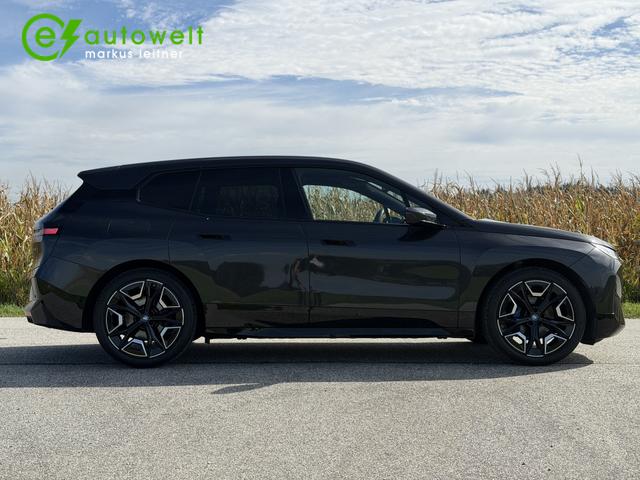 BMW iX xDrive40 M Sport 74kWh Pano HeadUp DA Prof AHK SoftClose 